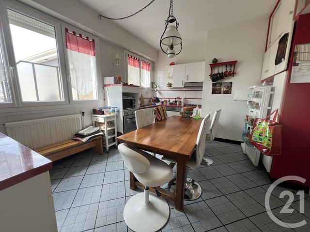 Maison à vendre - 6 pièces - 169 m2 - Montlucon - 03 - AUVERGNE