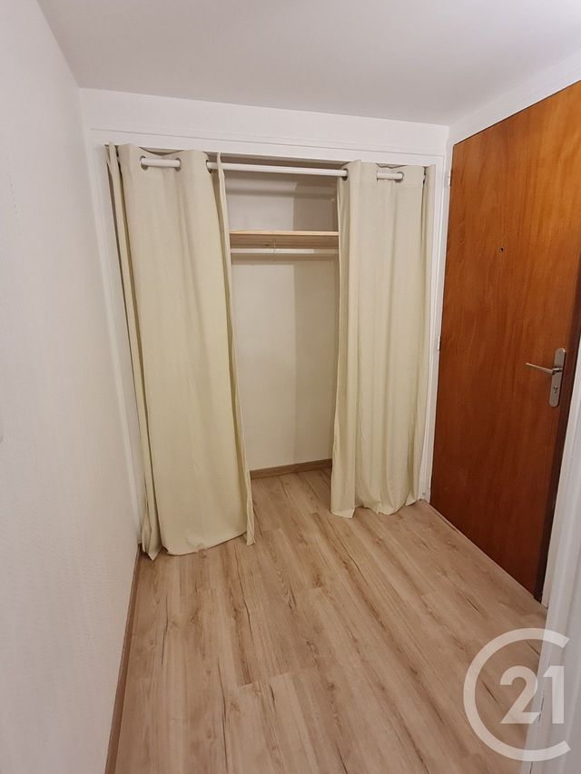 Appartement F3 &agrave; louer - 3 pi&egrave;ces - 55,09 m2 - Montlucon - 03 - AUVERGNE