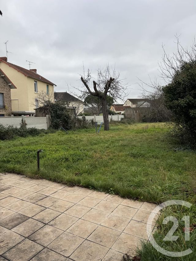 Maison &agrave; louer - 6 pi&egrave;ces - 130 m2 - Montlucon - 03 - AUVERGNE