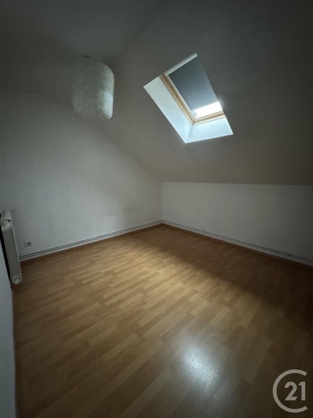 Maison &agrave; louer - 6 pi&egrave;ces - 130 m2 - Montlucon - 03 - AUVERGNE