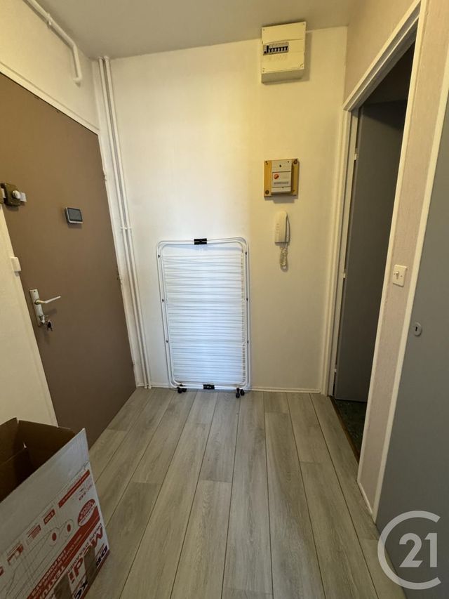 Appartement F1 à louer - 1 pièce - 39,38 m2 - Montlucon - 03 - AUVERGNE
