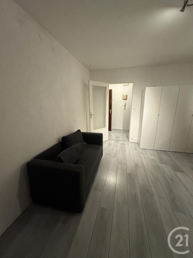 Appartement F1 à louer - 1 pièce - 39,38 m2 - Montlucon - 03 - AUVERGNE