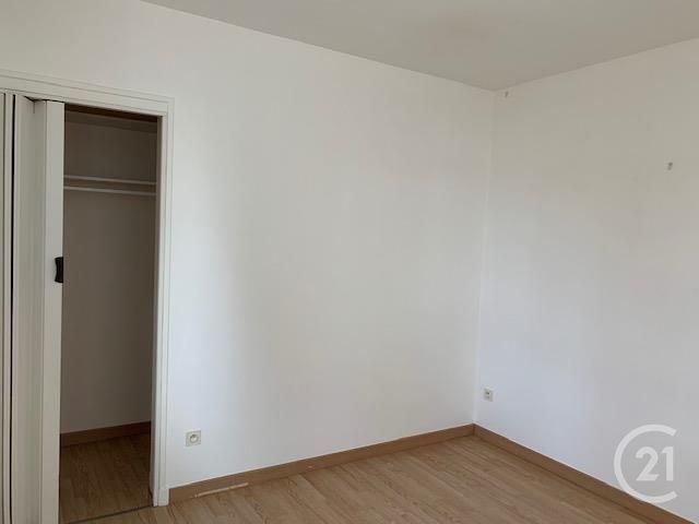 Appartement F3 à vendre - 3 pièces - 66 m2 - Montlucon - 03 - AUVERGNE