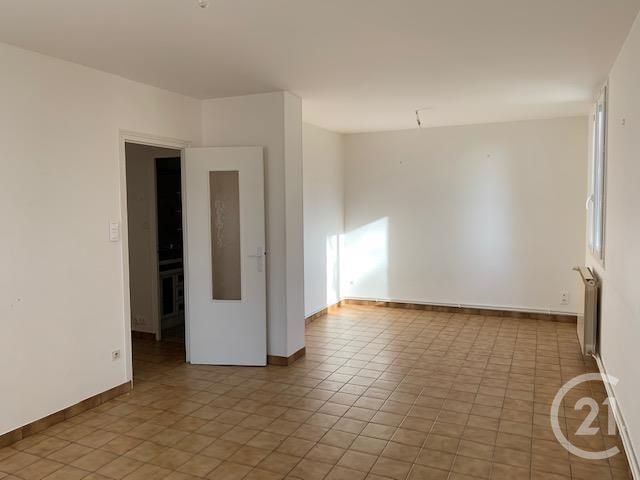 Appartement F3 à vendre - 3 pièces - 66 m2 - Montlucon - 03 - AUVERGNE