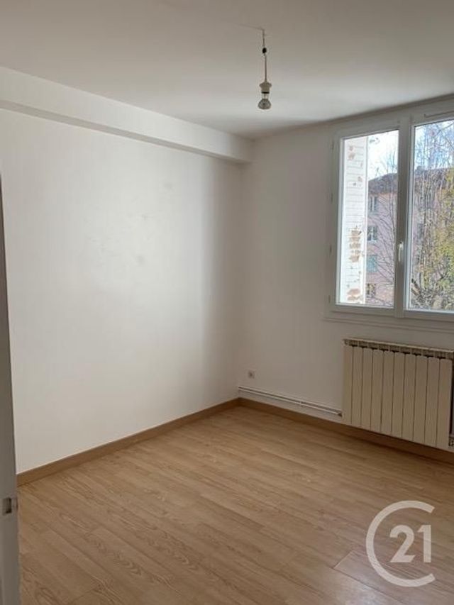 Appartement F3 à vendre - 3 pièces - 66 m2 - Montlucon - 03 - AUVERGNE