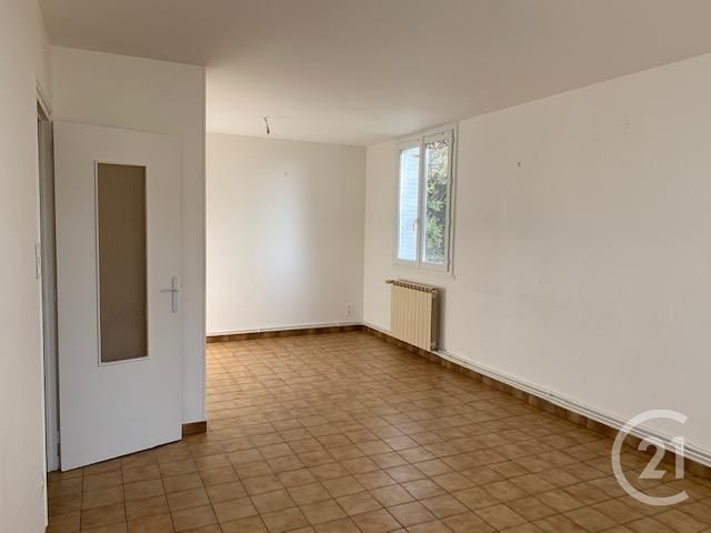 Appartement F3 à vendre - 3 pièces - 66 m2 - Montlucon - 03 - AUVERGNE