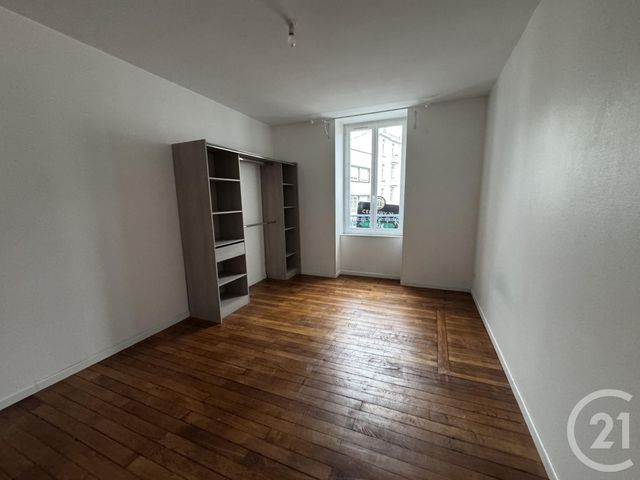 Appartement F2 à louer - 2 pièces - 45 m2 - Montlucon - 03 - AUVERGNE