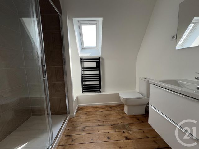 Maison à vendre - 7 pièces - 173,32 m2 - Montlucon - 03 - AUVERGNE