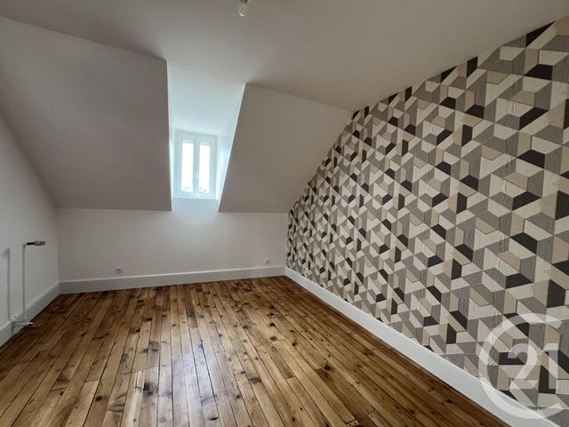 Maison à vendre - 7 pièces - 173,32 m2 - Montlucon - 03 - AUVERGNE