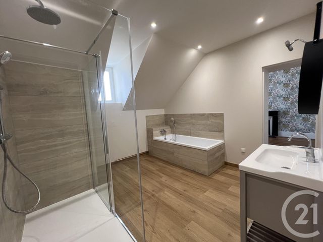 Maison à vendre - 7 pièces - 173,32 m2 - Montlucon - 03 - AUVERGNE