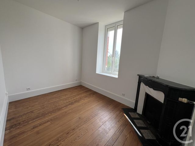 Maison à vendre - 7 pièces - 173,32 m2 - Montlucon - 03 - AUVERGNE