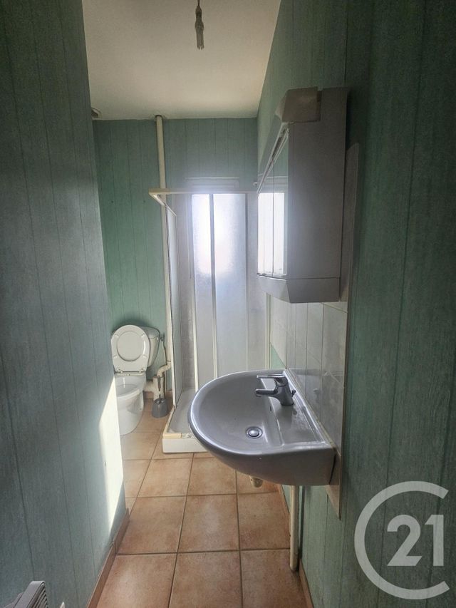 Appartement F2 à louer - 2 pièces - 40,36 m2 - Montlucon - 03 - AUVERGNE