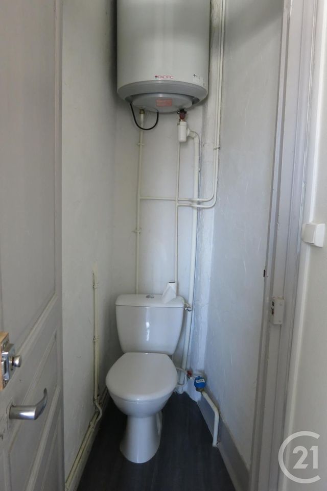 Appartement F2 à louer - 2 pièces - 30,50 m2 - Montlucon - 03 - AUVERGNE