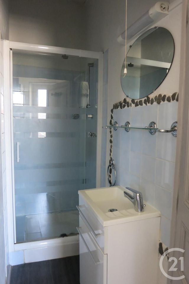 Appartement F2 à louer - 2 pièces - 30,50 m2 - Montlucon - 03 - AUVERGNE