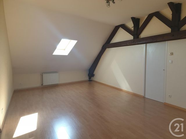 Appartement Autre à louer - 3 pièces - 61 m2 - Neris Les Bains - 03 - AUVERGNE