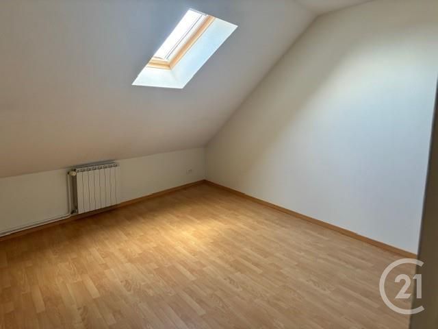 Appartement Autre à louer - 3 pièces - 61 m2 - Neris Les Bains - 03 - AUVERGNE