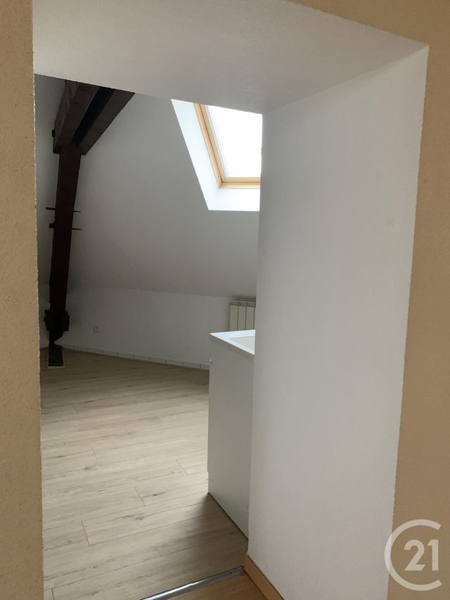 Appartement Autre à louer - 3 pièces - 61 m2 - Neris Les Bains - 03 - AUVERGNE