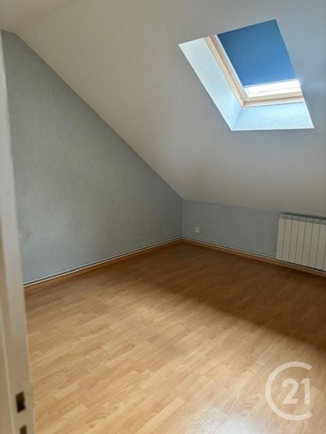 Appartement Autre à louer - 3 pièces - 61 m2 - Neris Les Bains - 03 - AUVERGNE