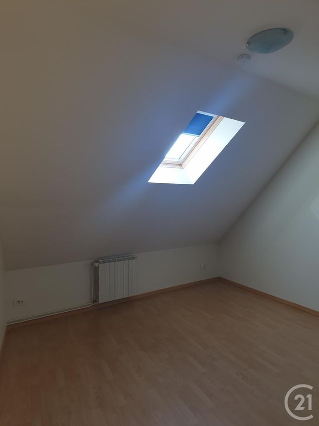 Appartement Autre à louer - 3 pièces - 61 m2 - Neris Les Bains - 03 - AUVERGNE