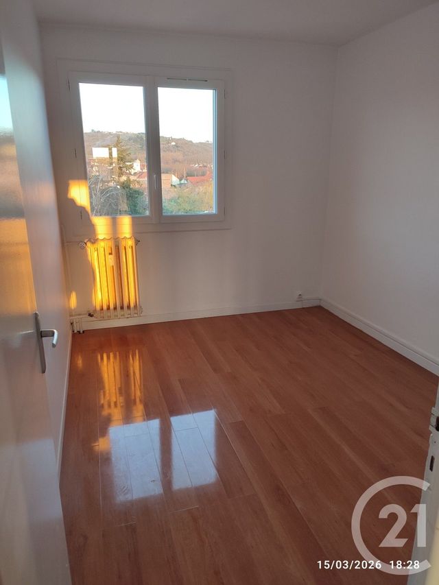 Appartement F3 &agrave; louer - 3 pi&egrave;ces - 55,52 m2 - Montlucon - 03 - AUVERGNE