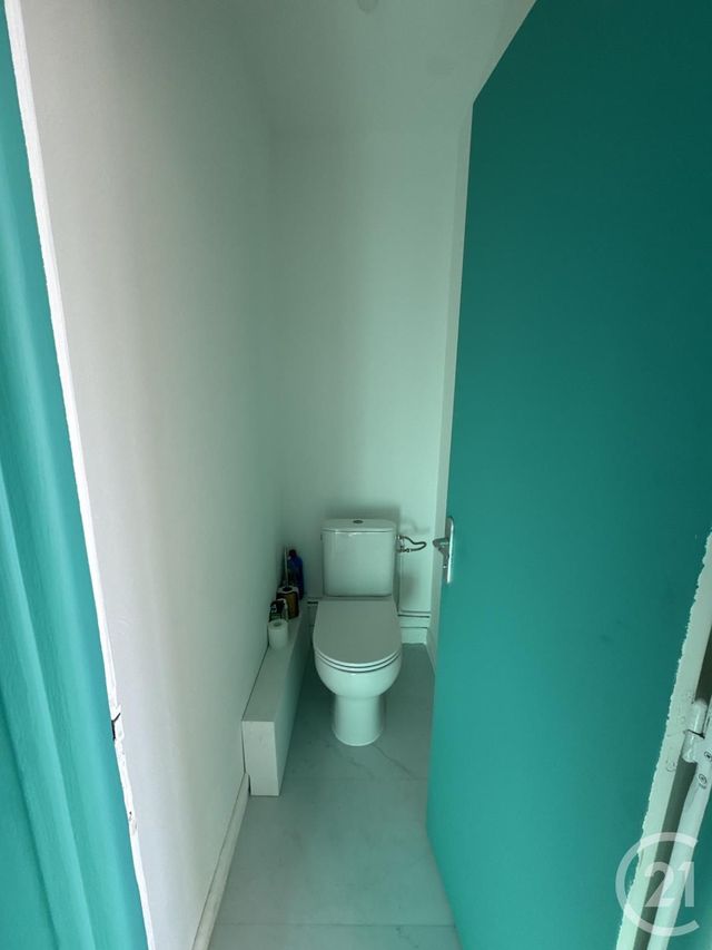 Appartement F3 &agrave; louer - 3 pi&egrave;ces - 55,52 m2 - Montlucon - 03 - AUVERGNE