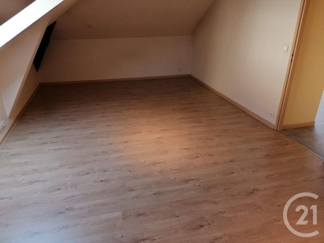 Appartement Autre à louer - 3 pièces - 80 m2 - Montlucon - 03 - AUVERGNE