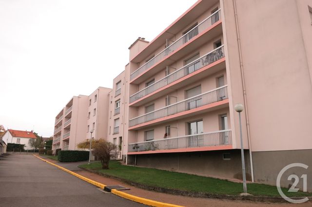 Appartement F3 à louer - 3 pièces - 70 m2 - Montlucon - 03 - AUVERGNE