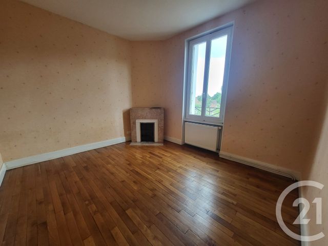 Maison &agrave; vendre - 4 pi&egrave;ces - 143 m2 - Domerat - 03 - AUVERGNE