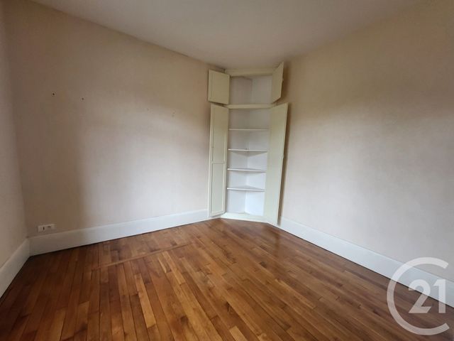 Maison &agrave; vendre - 4 pi&egrave;ces - 143 m2 - Domerat - 03 - AUVERGNE