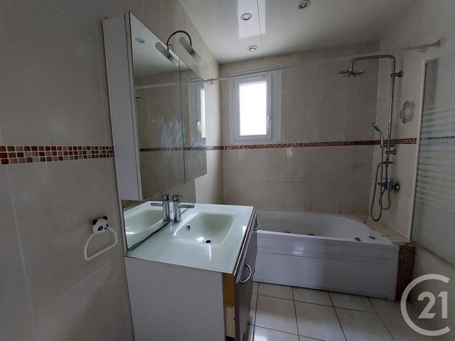 Maison &agrave; vendre - 4 pi&egrave;ces - 85 m2 - Montlucon - 03 - AUVERGNE