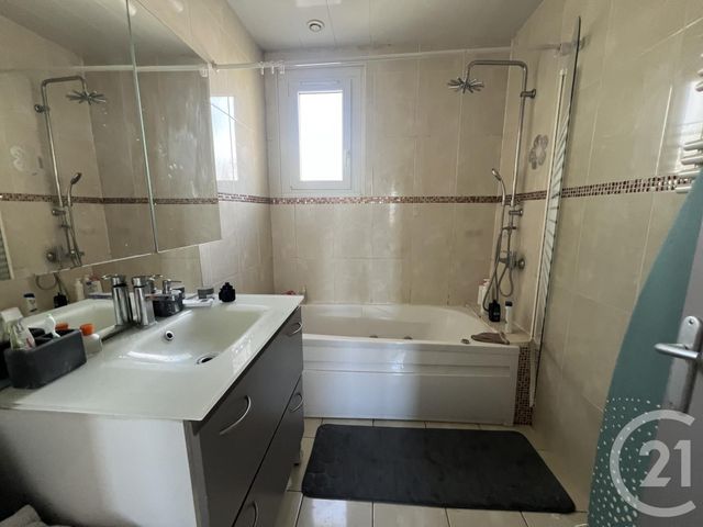 Maison à vendre - 4 pièces - 85 m2 - Montlucon - 03 - AUVERGNE