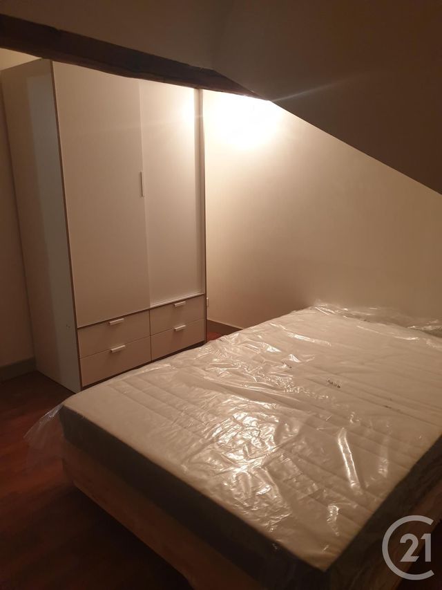 Appartement F2 &agrave; louer - 2 pi&egrave;ces - 30 m2 - Montlucon - 03 - AUVERGNE