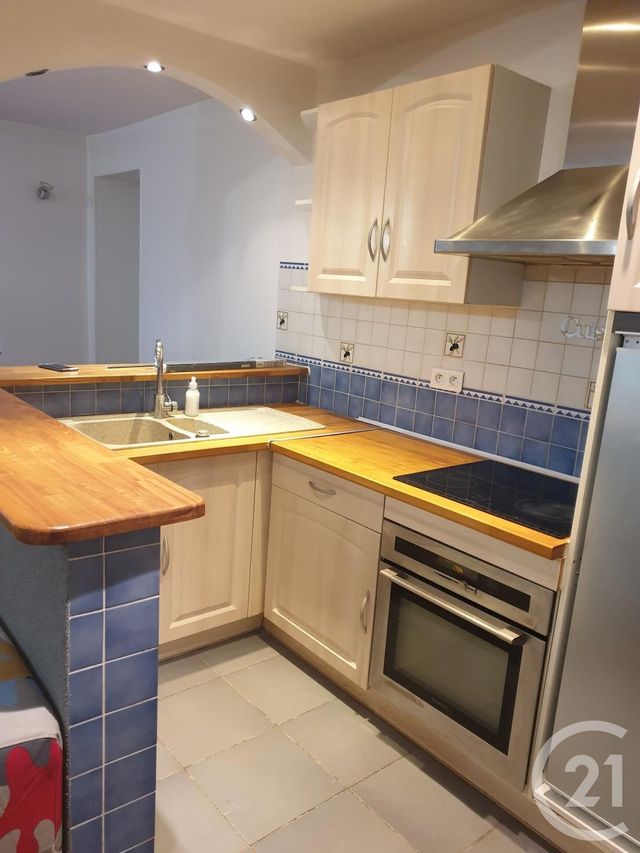 Appartement F2 &agrave; louer - 2 pi&egrave;ces - 30 m2 - Montlucon - 03 - AUVERGNE