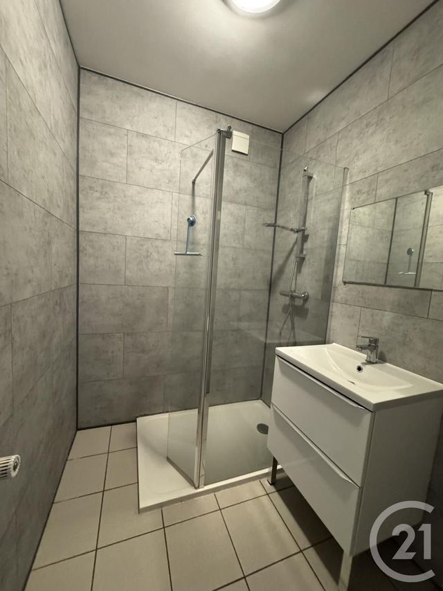 Appartement F3 à louer - 3 pièces - 50,26 m2 - Montlucon - 03 - AUVERGNE