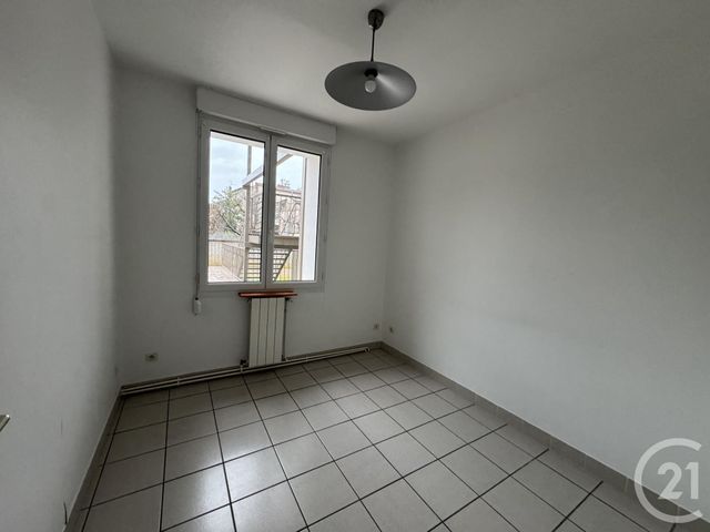 Appartement F3 à louer - 3 pièces - 50,26 m2 - Montlucon - 03 - AUVERGNE