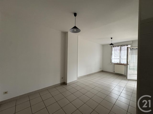 Appartement F3 à louer - 3 pièces - 50,26 m2 - Montlucon - 03 - AUVERGNE