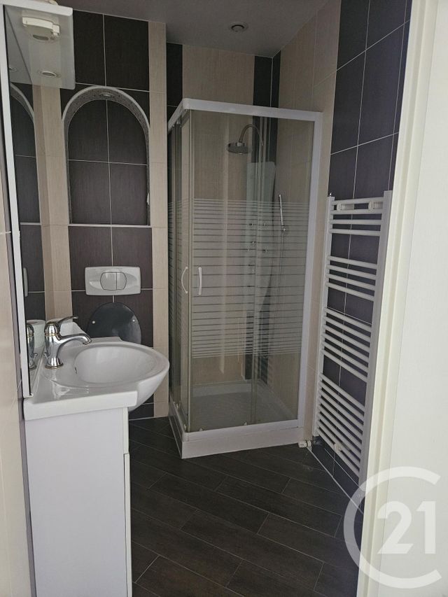 Appartement F1 bis à louer - 2 pièces - 26,35 m2 - Montlucon - 03 - AUVERGNE