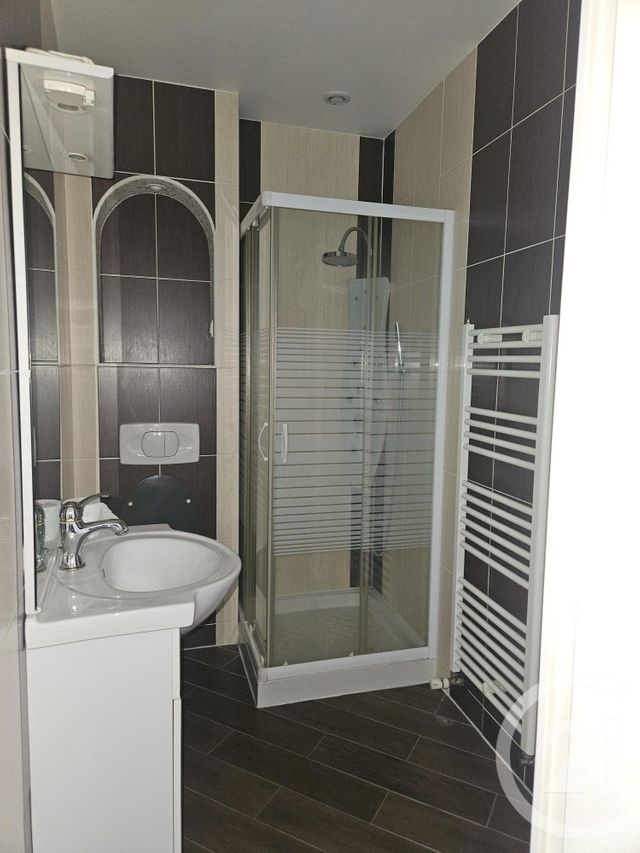 Appartement F1 bis à louer - 2 pièces - 26,35 m2 - Montlucon - 03 - AUVERGNE