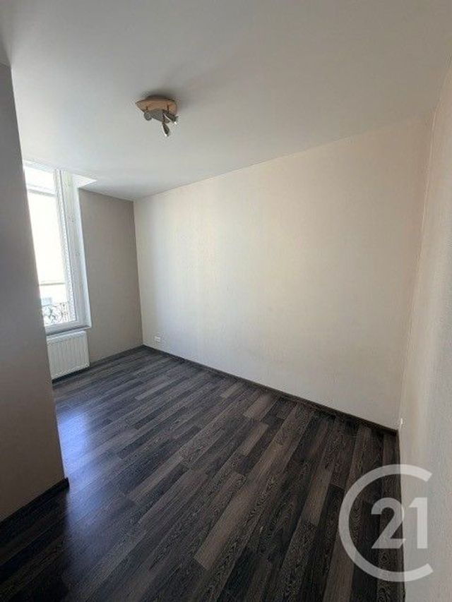 Appartement F2 &agrave; louer - 2 pi&egrave;ces - 26,35 m2 - Montlucon - 03 - AUVERGNE