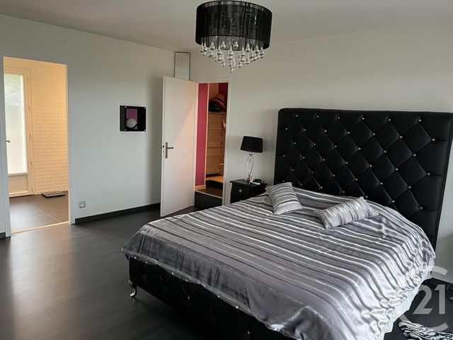 Maison à vendre - 6 pièces - 202 m2 - Domerat - 03 - AUVERGNE