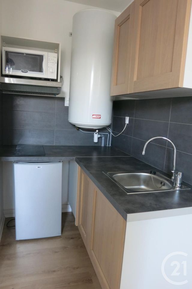 Appartement Studio à louer - 1 pièce - 19 m2 - Montlucon - 03 - AUVERGNE