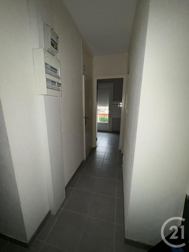Appartement F1 à louer - 1 pièce - 36,27 m2 - Domerat - 03 - AUVERGNE