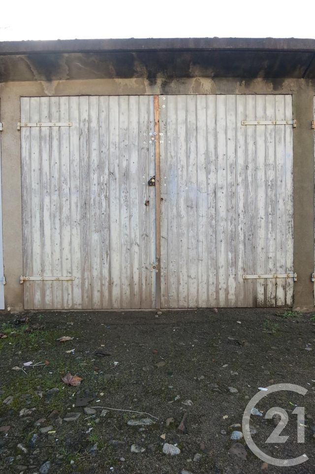 Parking à louer - 15 m2 - Montlucon - 03 - AUVERGNE