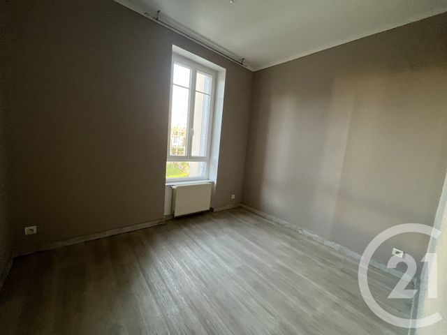 Appartement T3 &agrave; louer - 3 pi&egrave;ces - 76 m2 - Montlucon - 03 - AUVERGNE