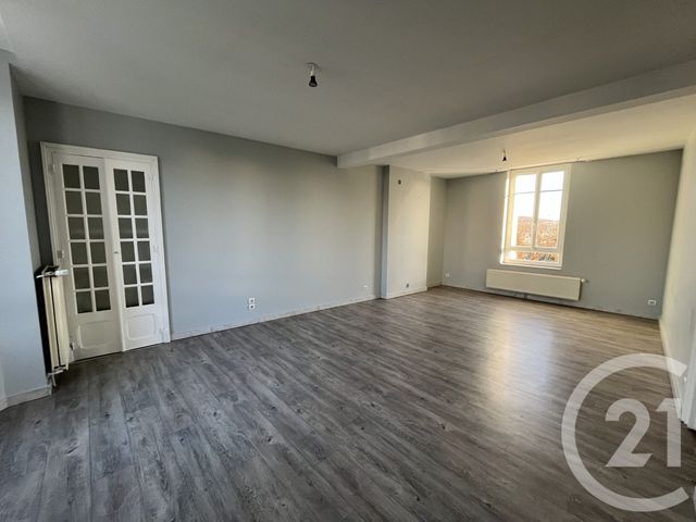 Appartement T3 &agrave; louer - 3 pi&egrave;ces - 76 m2 - Montlucon - 03 - AUVERGNE