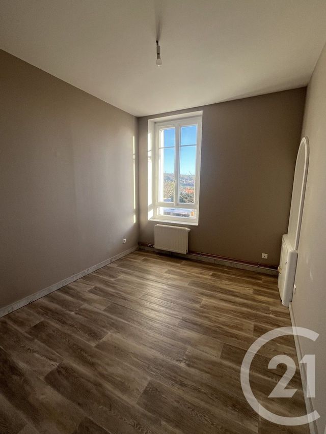 Appartement T3 &agrave; louer - 3 pi&egrave;ces - 76 m2 - Montlucon - 03 - AUVERGNE