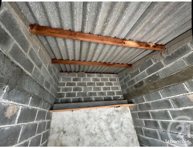 Parking à louer - 13 m2 - Montlucon - 03 - AUVERGNE