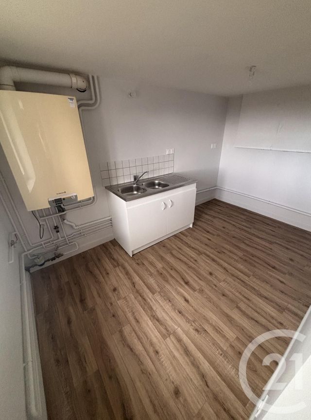 Maison à louer - 4 pièces - 79 m2 - Vallon En Sully - 03 - AUVERGNE