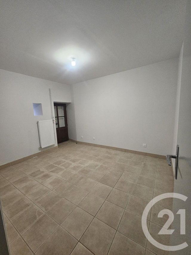 Maison à louer - 4 pièces - 79 m2 - Vallon En Sully - 03 - AUVERGNE