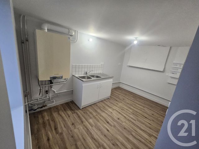 Maison à louer - 4 pièces - 79 m2 - Vallon En Sully - 03 - AUVERGNE